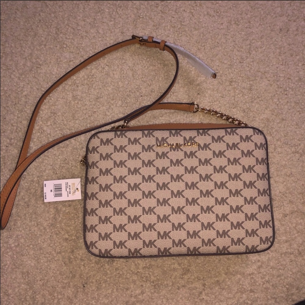 Michael Kors Lg EW Crossbody